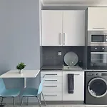 Blue Laguna Private Parking & 2 Bedrooms