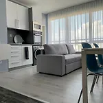 Blue Laguna Private Parking & 2 Bedrooms