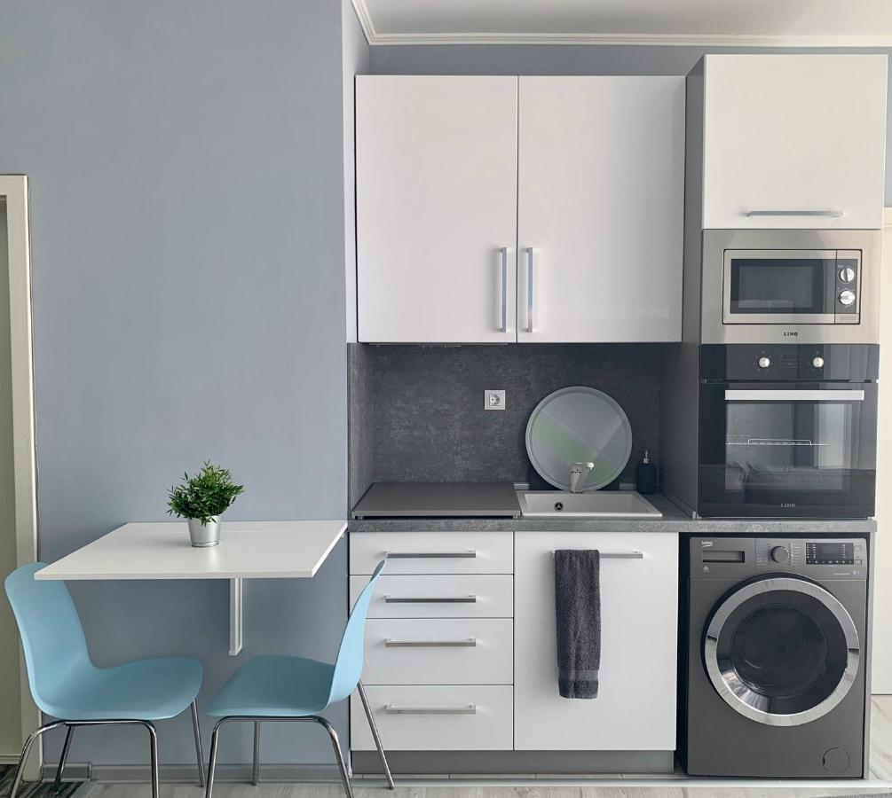 Apartment Blue Laguna Private Parking & 2 Bedrooms Sofia