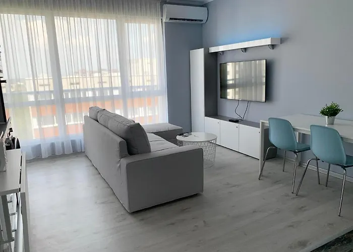 Blue Laguna Private Parking & 2 Bedrooms