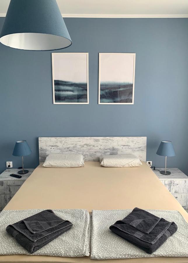 Blue Laguna Private Parking & 2 Bedrooms Apartemen *